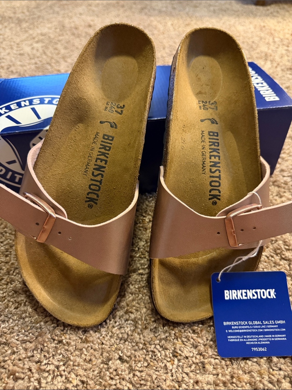 NWT and Box Birkenstock Women's Madrid Copper Sandals in Blush Pink Size 37